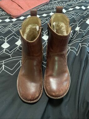 Ugg winter boots woman